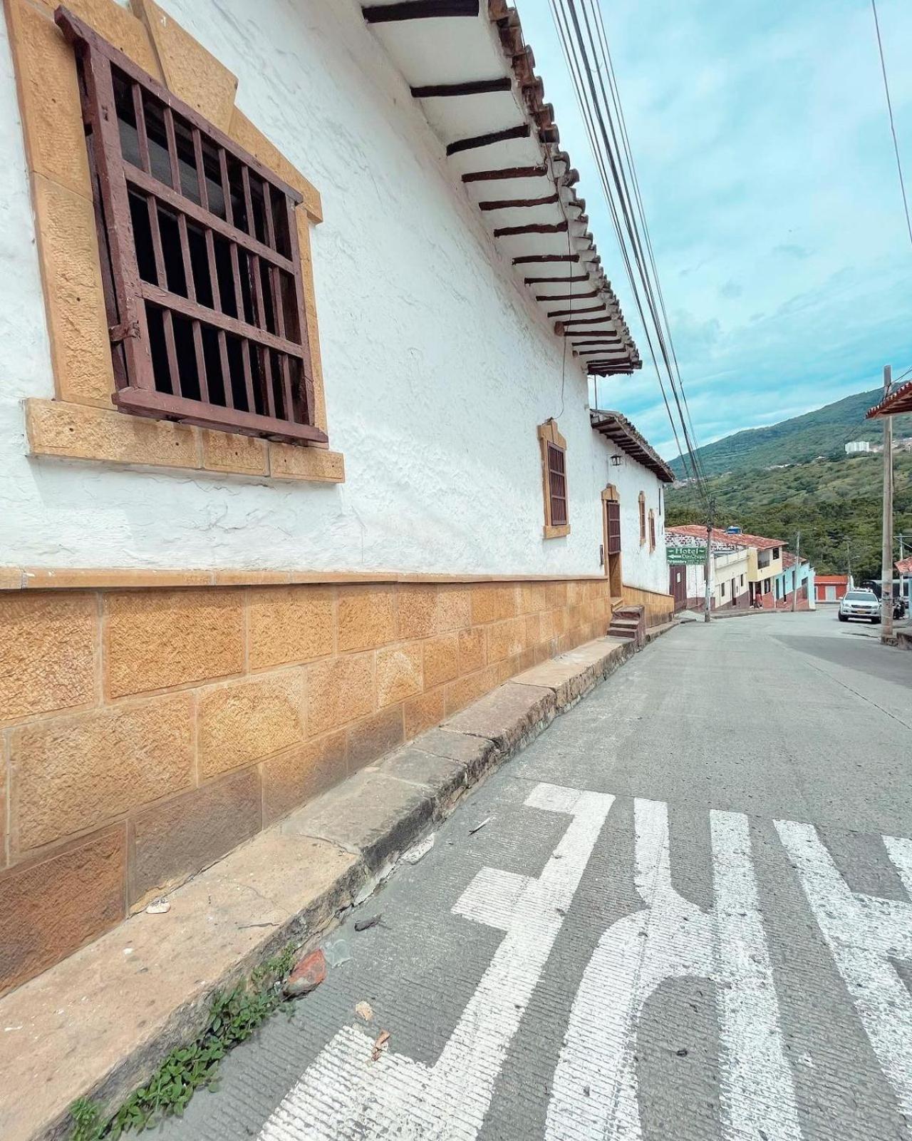 Hotel Casa Posada Don Chepe San Gil Eksteriør billede
