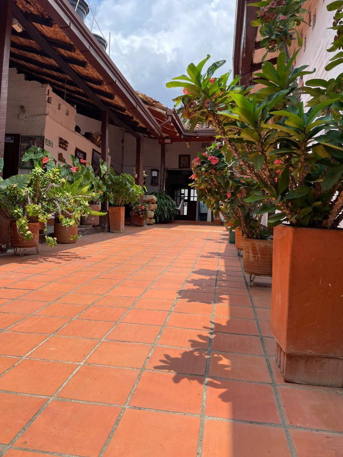 Hotel Casa Posada Don Chepe San Gil Eksteriør billede